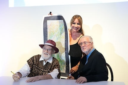 Velada de presentación — artistas y asistentes